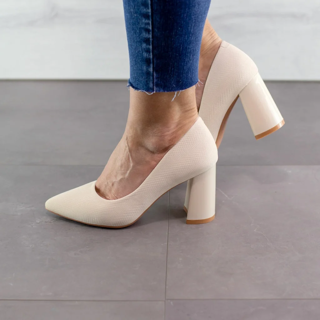 Дамски обувки