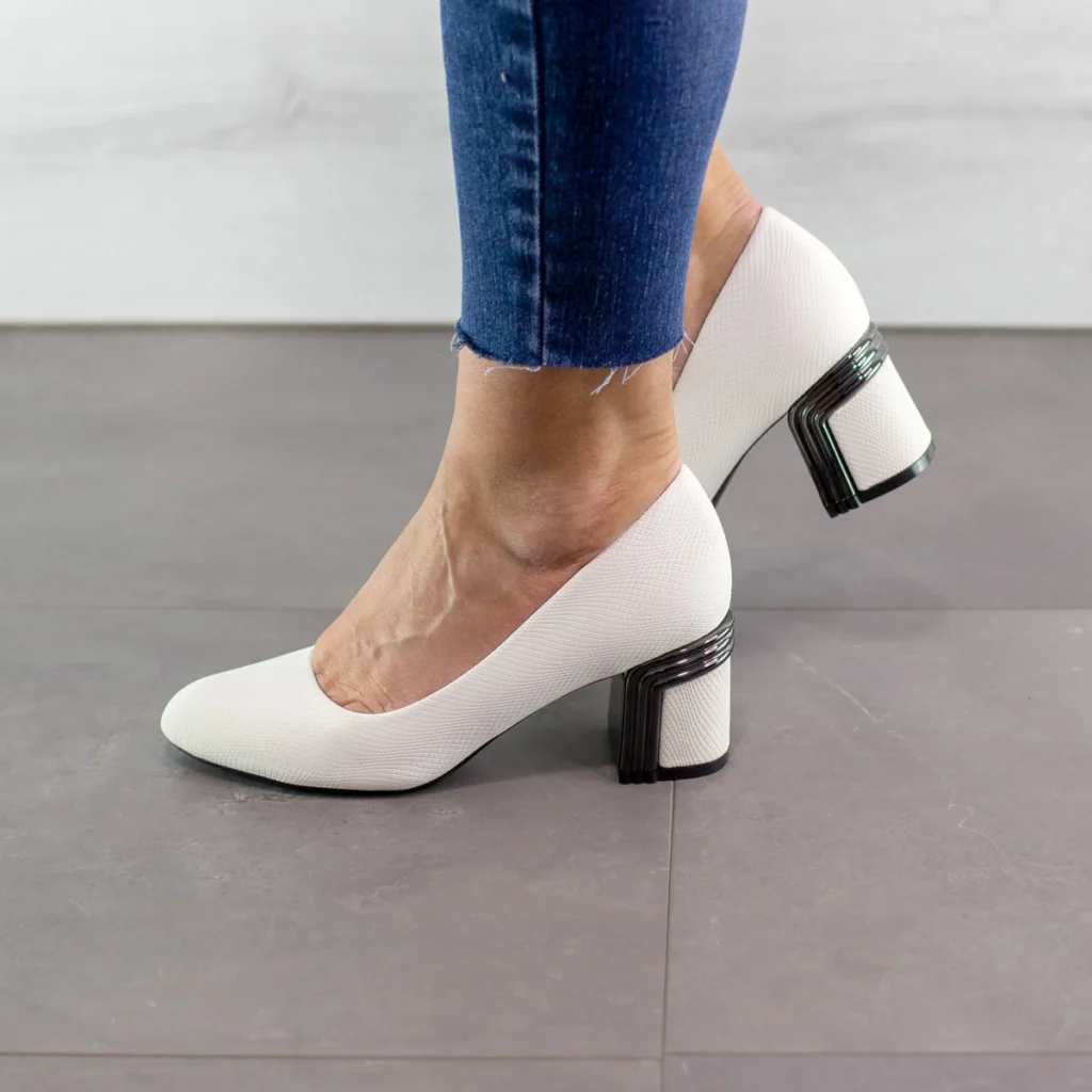 Дамски обувки 983