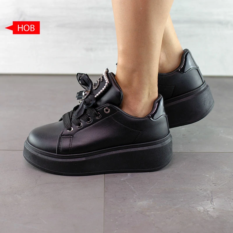 Дамски спортни обувки J25173