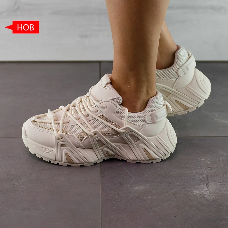 Дамски спортни обувки J25155